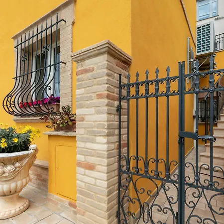 Il Giardino Segreto Affittacamere Castelfidardo